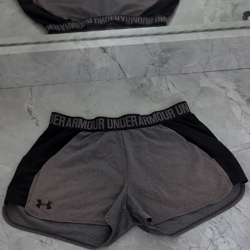 Under Armour Gray and Black Athletic Shorts Lightweight Design